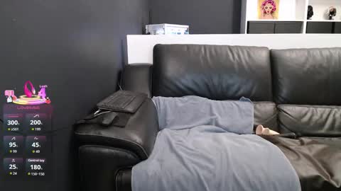 Lili Bertine online show from February 4, 11:20 pm