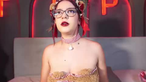 Lili  online show from April 7, 12:49 pm