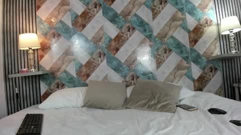 lili_pinki online show from October 16, 3:18 am