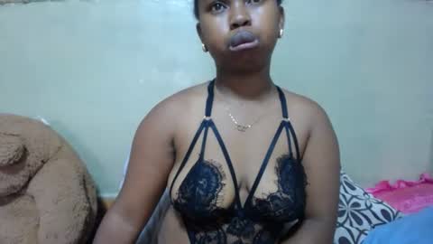 Snapshot of liliahsexie chatting on November 26, 2:34 am liliah online show from November 26, 2:34 am