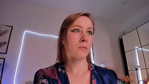 LIL online show from January 13, 11:59 am