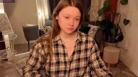 Lilian online show from March 6, 1:18 pm