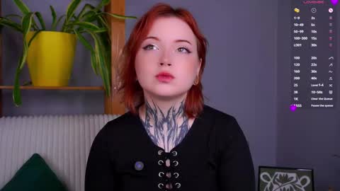 Snapshot of lilianadao chatting on October 19, 1:23 pm Anika online show from October 19, 1:23 pm