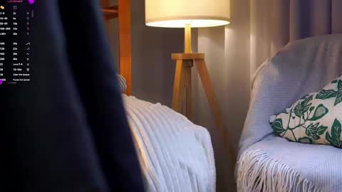 Snapshot of lilianadao chatting on October 24, 11:50 am Anika online show from October 24, 11:50 am