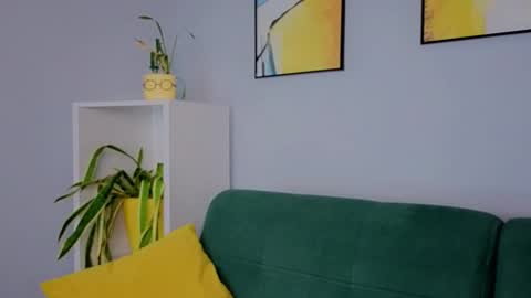 Snapshot of lilianadao chatting on November 19, 11:10 am Anika online show from November 19, 11:10 am