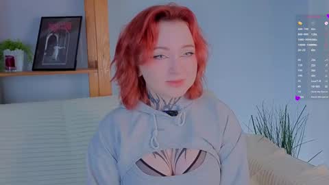 Snapshot of lilianadao chatting on December 1, 12:32 pm Anika online show from December 1, 12:32 pm