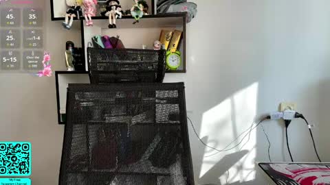 Lilian online show from March 20, 7:13 am