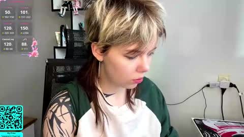 Lilian online show from March 22, 7:01 am