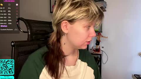 Lilian online show from April 14, 7:14 am