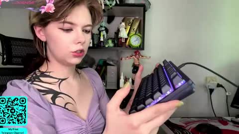 Lilian online show from May 31, 7:04 am