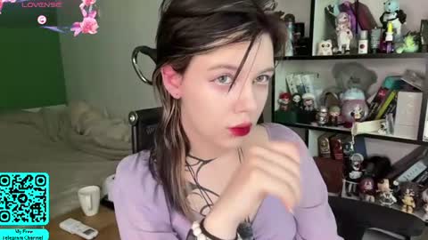 Lilian online show from June 20, 7:11 am