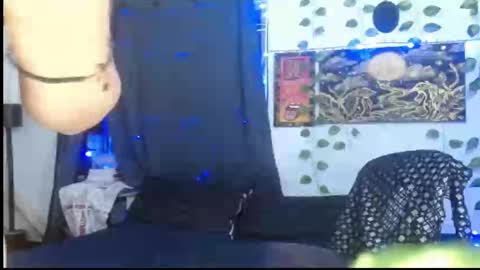 Snapshot of liliandoll chatting on February 5, 11:39 pm yesica online show from February 5, 11:39 pm