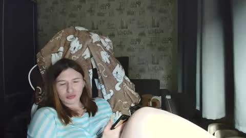 liliawoolf online show from February 13, 5:42 pm