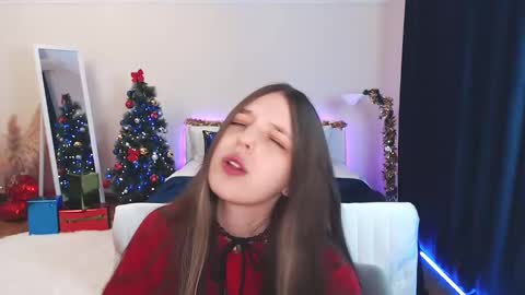 Lili Bakery online show from December 13, 2:54 am