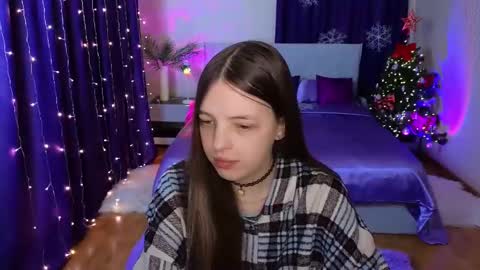 Lili Bakery online show from December 17, 3:50 am