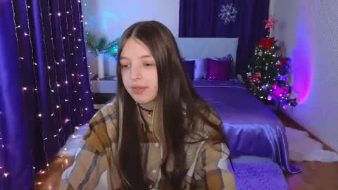 Lili Bakery online show from December 23, 2:24 am