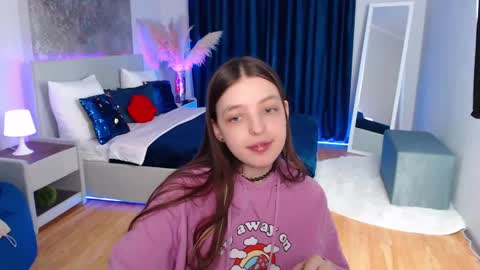 Lili Bakery online show from March 10, 4:49 am