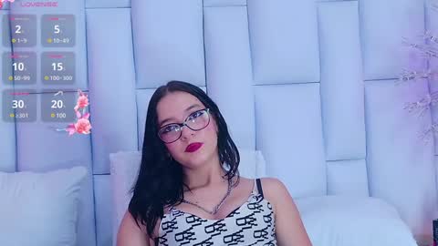 Lili online show from December 13, 10:23 pm