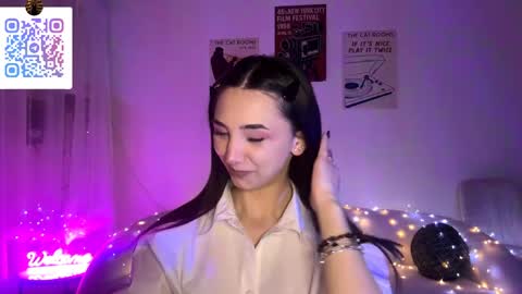 Lina online show from April 2, 10:29 pm