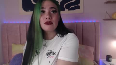 Liliith  online show from March 25, 6:25 pm