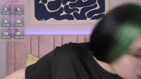 Liliith  online show from April 8, 8:53 pm