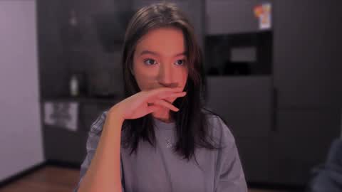 Snapshot of lililaluna chatting on December 6, 7:56 pm             ...  online show from December 6, 7:56 pm