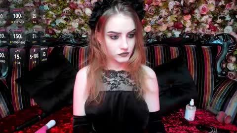 lilit_el_ online show from October 19, 10:54 pm