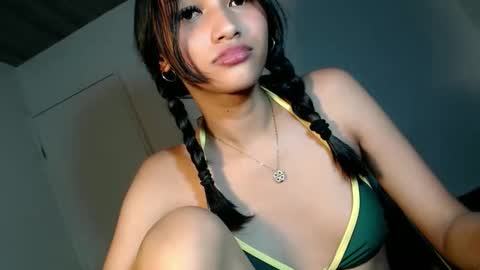 Chloe online show from February 12, 12:33 pm