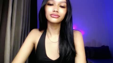 Snapshot of lilit_sensual chatting on April 27, 9:07 am Chloe online show from April 27, 9:07 am