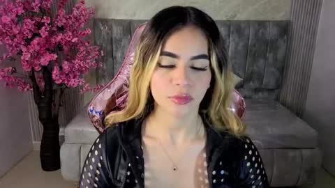 Lilith  online show from October 29, 3:20 am