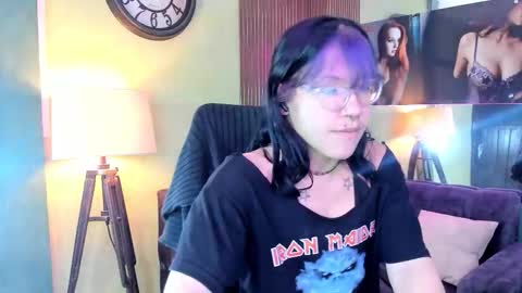 lilith  online show from February 27, 11:43 am