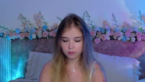 Lilith Bonheur online show from March 18, 8:12 pm