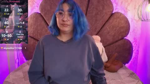   online show from September 13, 7:57 pm