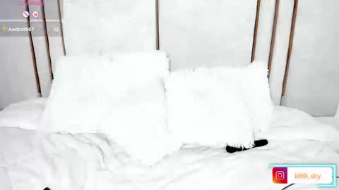 Snapshot of lilith_dry chatting on September 24, 1:58 pm lilith_dry online show from September 24, 1:58 pm