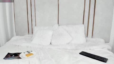Snapshot of lilith_dry chatting on October 3, 11:40 am lilith_dry online show from October 3, 11:40 am