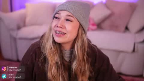 Snapshot of lilith_gray9 chatting on November 19, 5:07 am Lilith Gray online show from November 19, 5:07 am