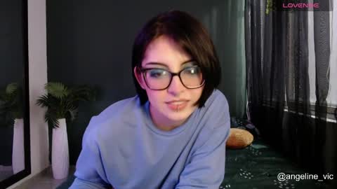 lilith online show from March 29, 11:38 pm