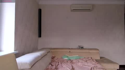 lilith online show from February 14, 12:25 pm