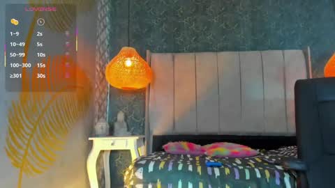 lilith_moonx online show from April 18, 5:28 pm