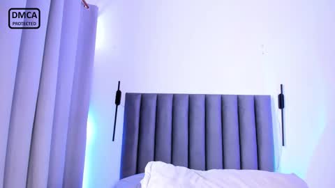 Snapshot of lilith_rosee chatting on November 11, 2:28 pm Lilith Rosee online show from November 11, 2:28 pm