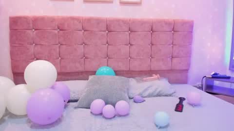 Lilith  online show from June 9, 8:53 pm