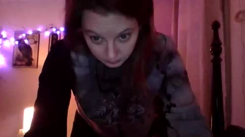 Snapshot of lilith_sage chatting on February 11, 11:32 pm Sage online show from February 11, 11:32 pm