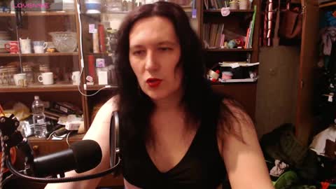 Snapshot of lilith_samedy chatting on January 31, 10:31 pm Lilith Shumerian online show from January 31, 10:31 pm