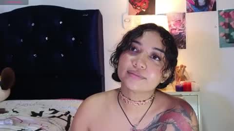 Snapshot of lilith_sweetie chatting on February 16, 8:54 am claudia independet model online show from February 16, 8:54 am