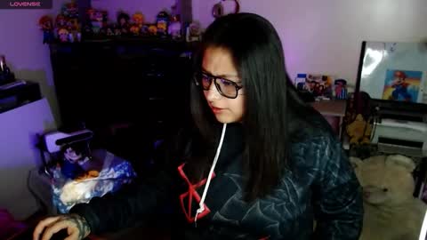 lilith_tyler online show from November 4, 6:12 am