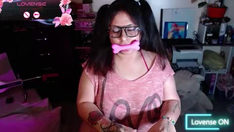 lilith_tyler online show from November 14, 5:28 am