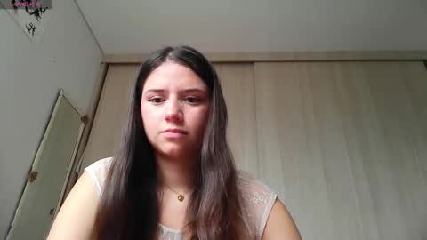 Abril  online show from December 2, 3:07 pm