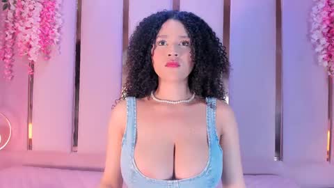 Snapshot of lilithadams11 chatting on October 4, 6:06 pm online show from October 4, 6:06 pm