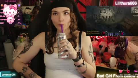 Snapshot of lilithara666 chatting on April 29, 4:44 pm Brandi online show from April 29, 4:44 pm
