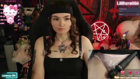Snapshot of lilithara666 chatting on May 5, 5:43 pm Brandi online show from May 5, 5:43 pm
